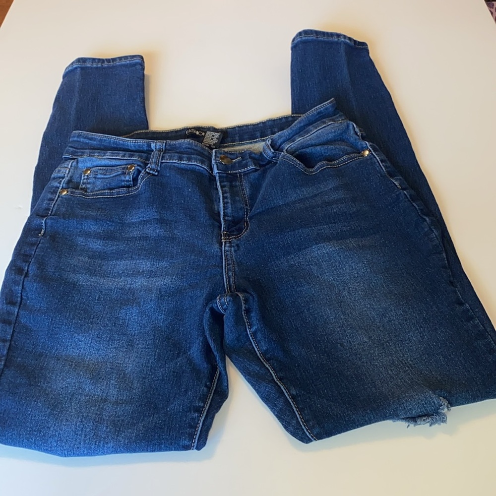 FASHIONNOVA Dark Blue Distressed Skinny Jeans - Picture 2 of 8